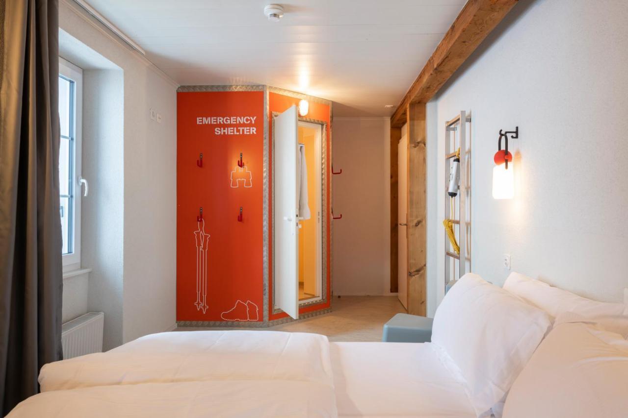 Peanut Mountain Lodge & Le Communal Val-d'Illiez Exterior photo